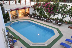 Отель Seckin Best Hotel  Бодрум